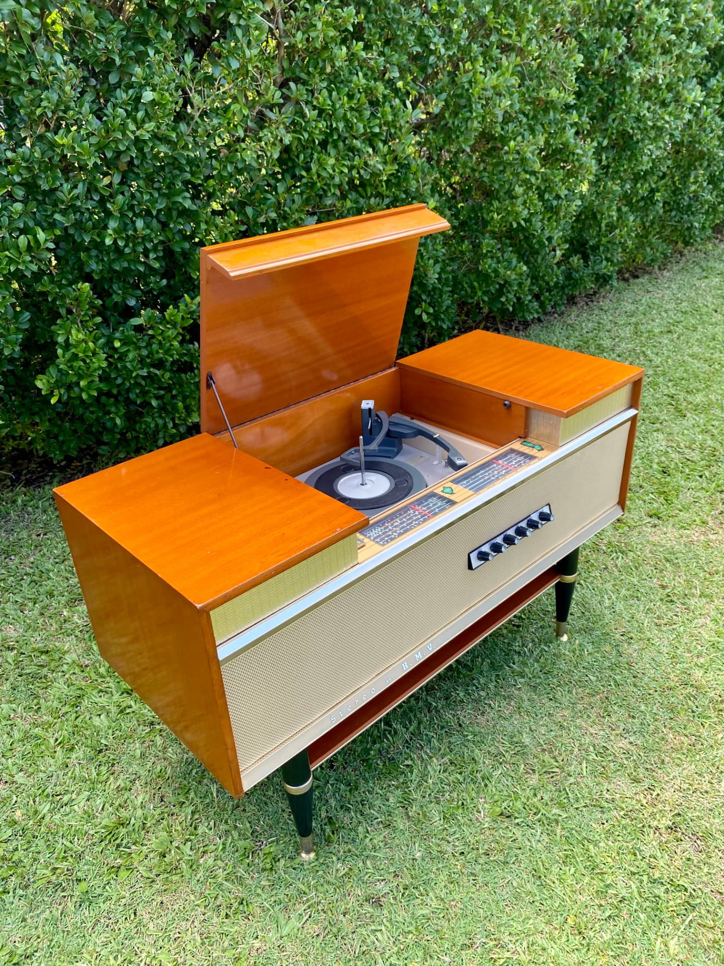 HMV Caprice Radiogram available for pre-order from Retraphonics — photograph 1 of 6